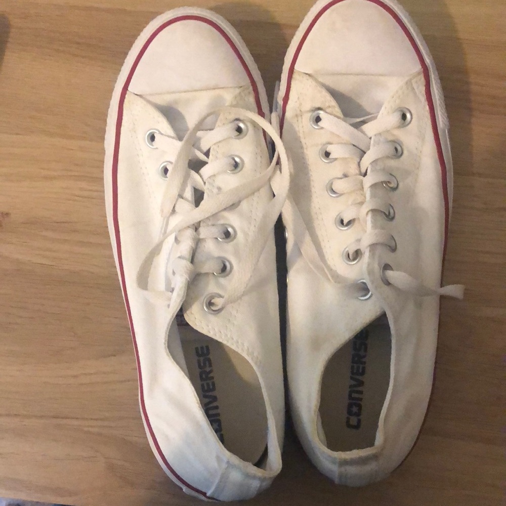 White low top converse